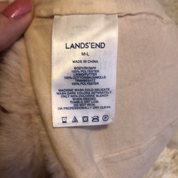 Land’s End Fur Pom Pom Hat - Picture 4 of 4